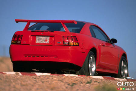 2000 Ford Mustang SVT Cobra R, rear